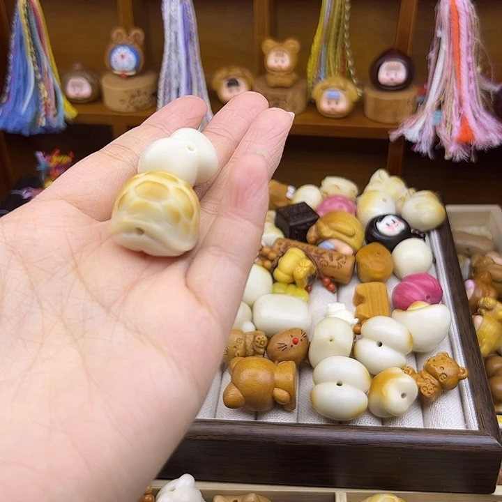 养***人手串猴头核桃富甲爱心