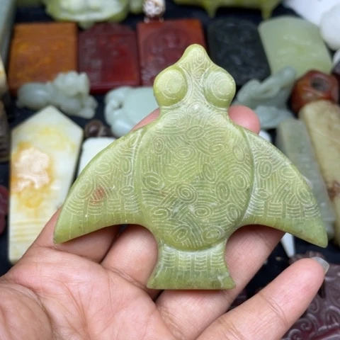 蛇纹石玉未镶嵌颈饰22