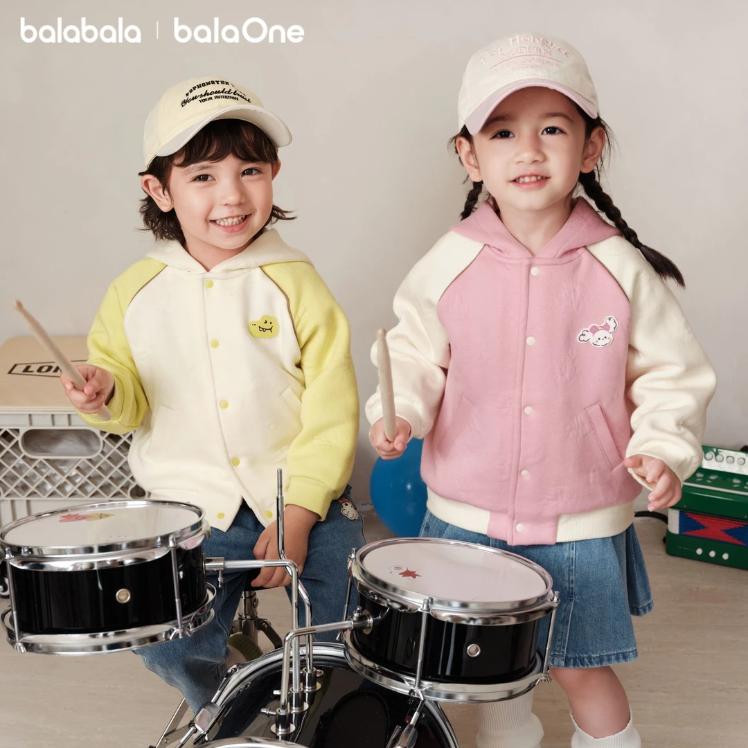 巴拉巴拉宝宝外套儿童上衣2025新款秋装复古美式提花小动物插肩袖