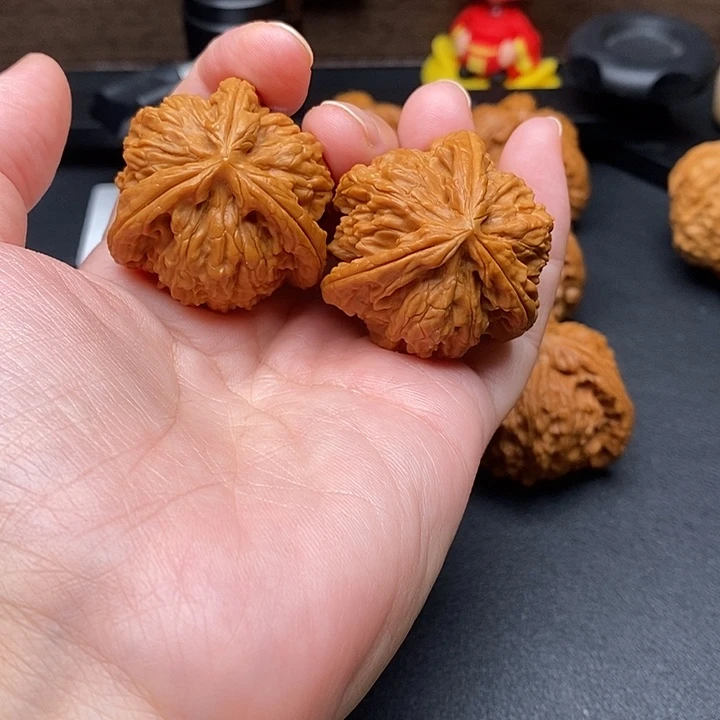 y***g把件文玩核桃白奔