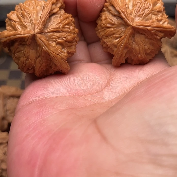 吊坠文玩核桃你们都在