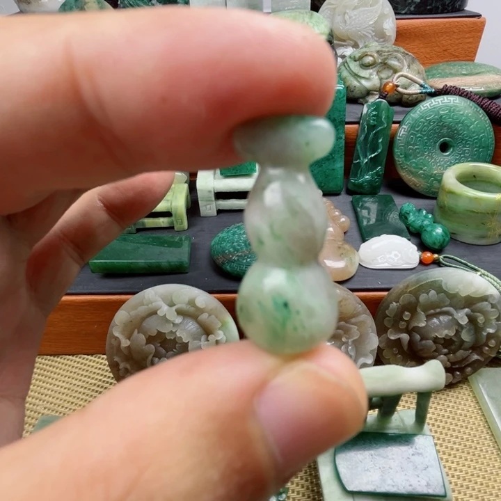 未镶嵌独山玉珠宝半成品