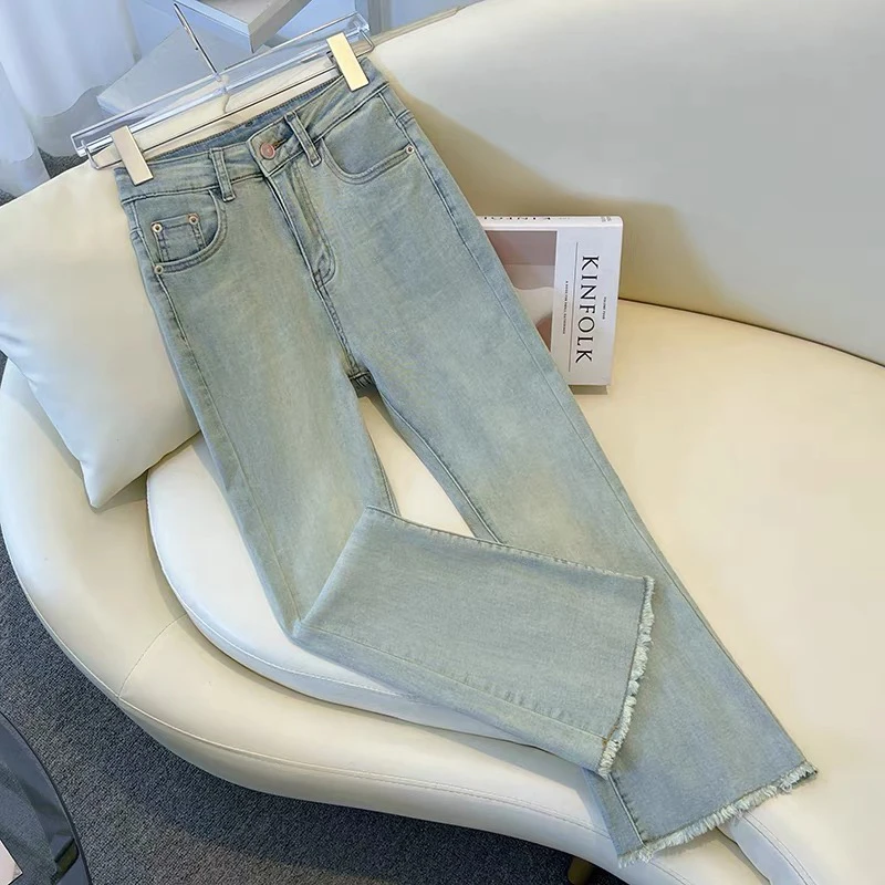 3012#浅色微喇牛仔裤女毛边喇叭裤