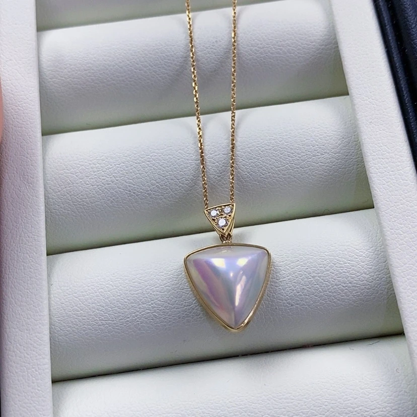 【闪购商品】拼合珍珠（马贝珠）颈饰18K金镶嵌