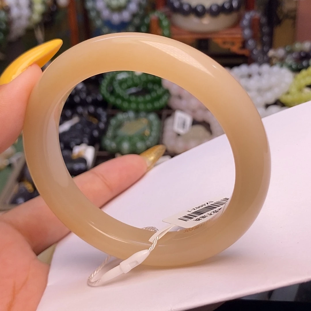 和田玉未镶嵌颈饰藕粉老矿料红粉收藏毕业级59.5