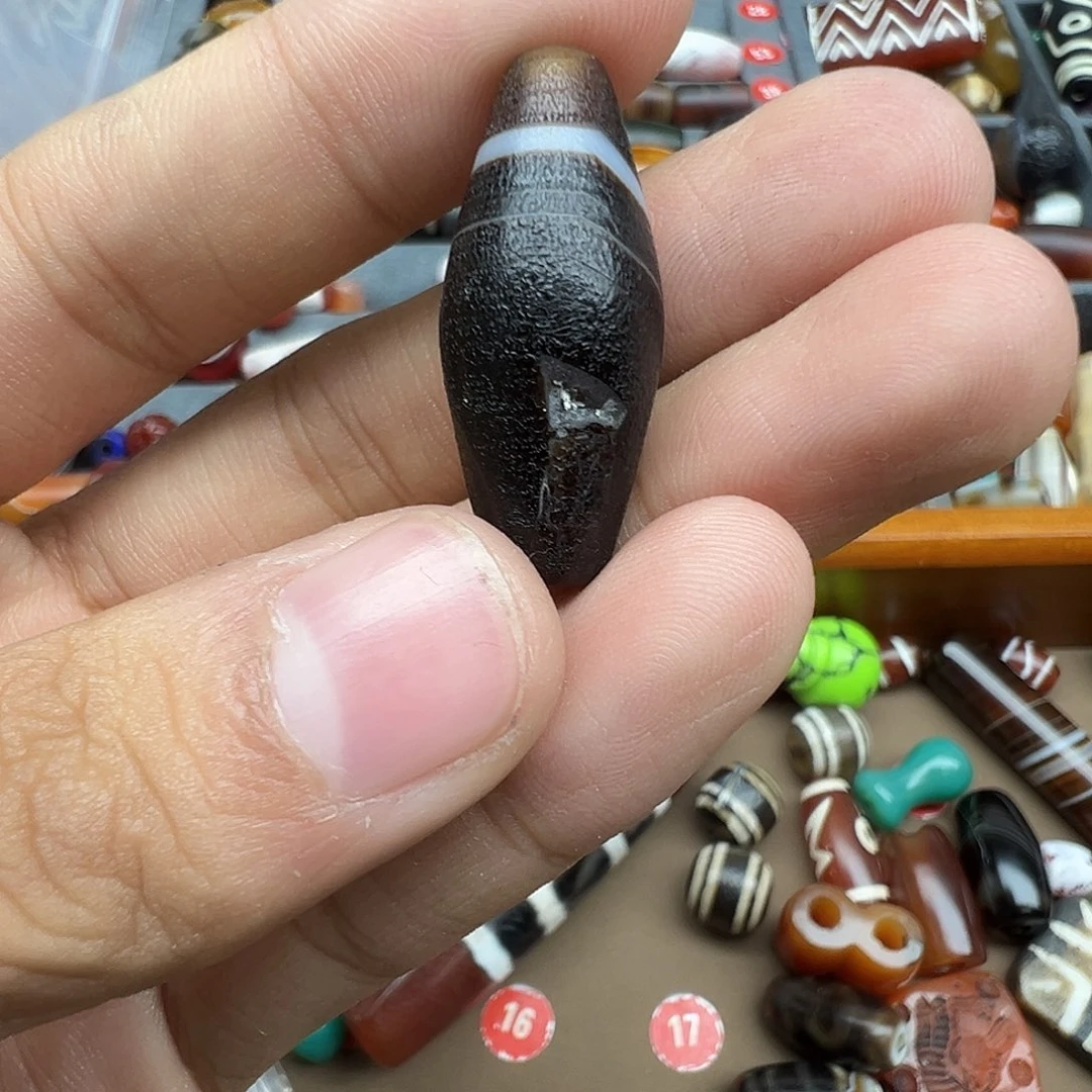 快***好玛瑙/玉髓未镶嵌珠宝半成品有裂