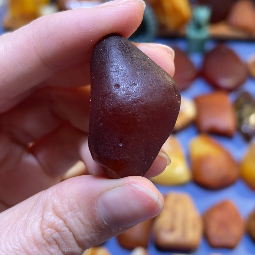 定制琥珀未镶嵌原石