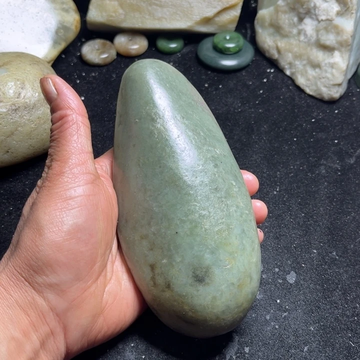 和田玉（糖玉）未镶嵌珠宝奇石