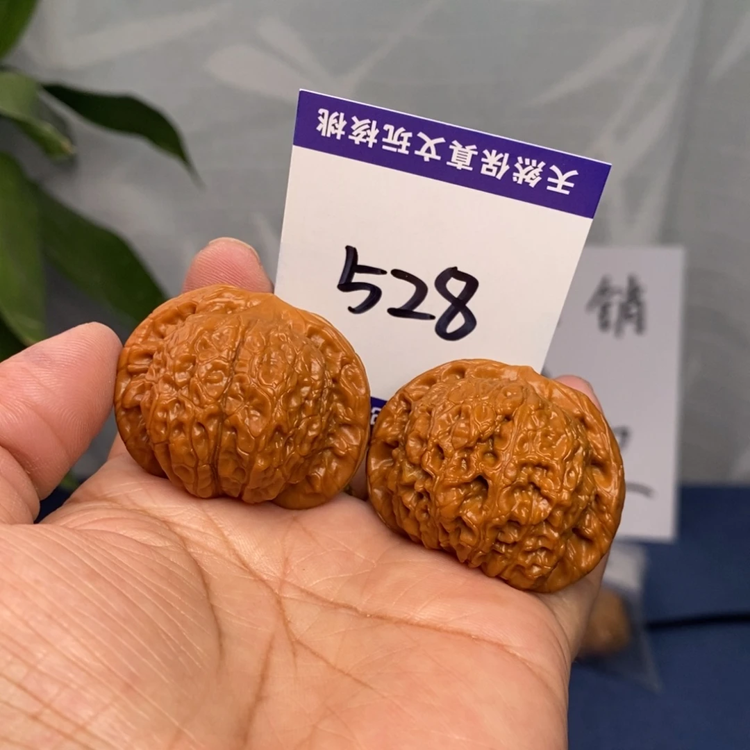 文玩核桃把件39手盘全品血麒麟