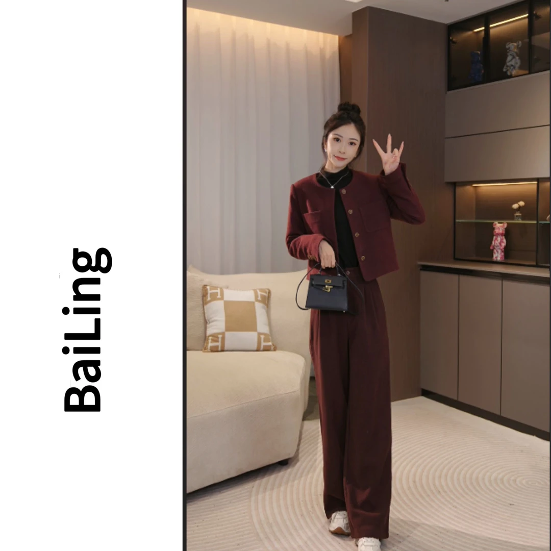 LN小香风羽绒套装2024秋冬高级感显瘦羽绒外套+直筒裤女BN0395