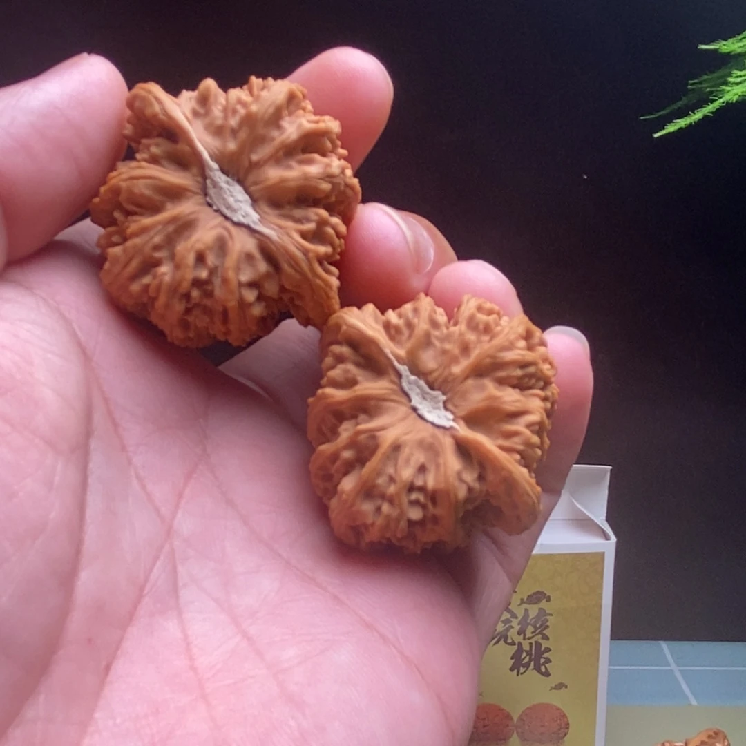 桃核吊坠老款密文老丁