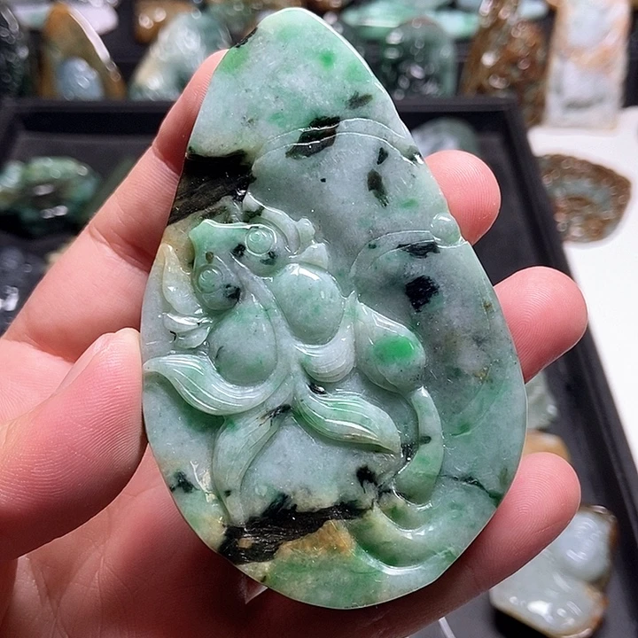 翡翠未镶嵌颈饰翡翠a货