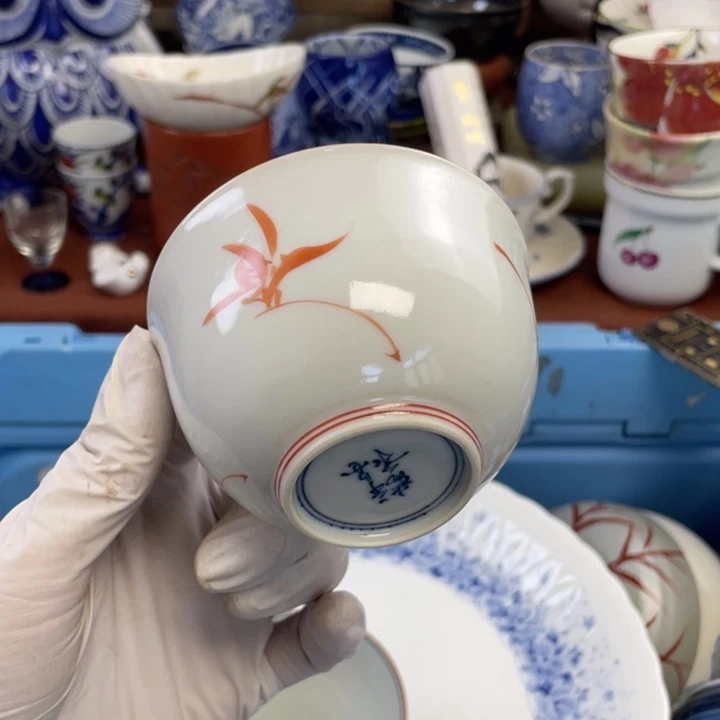 他家瓷器真美…开播了