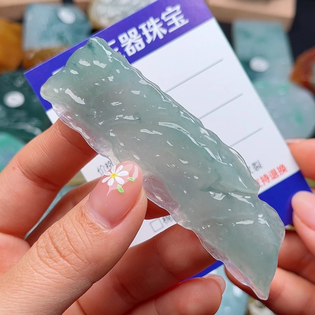 翡翠颈饰未镶嵌挂件