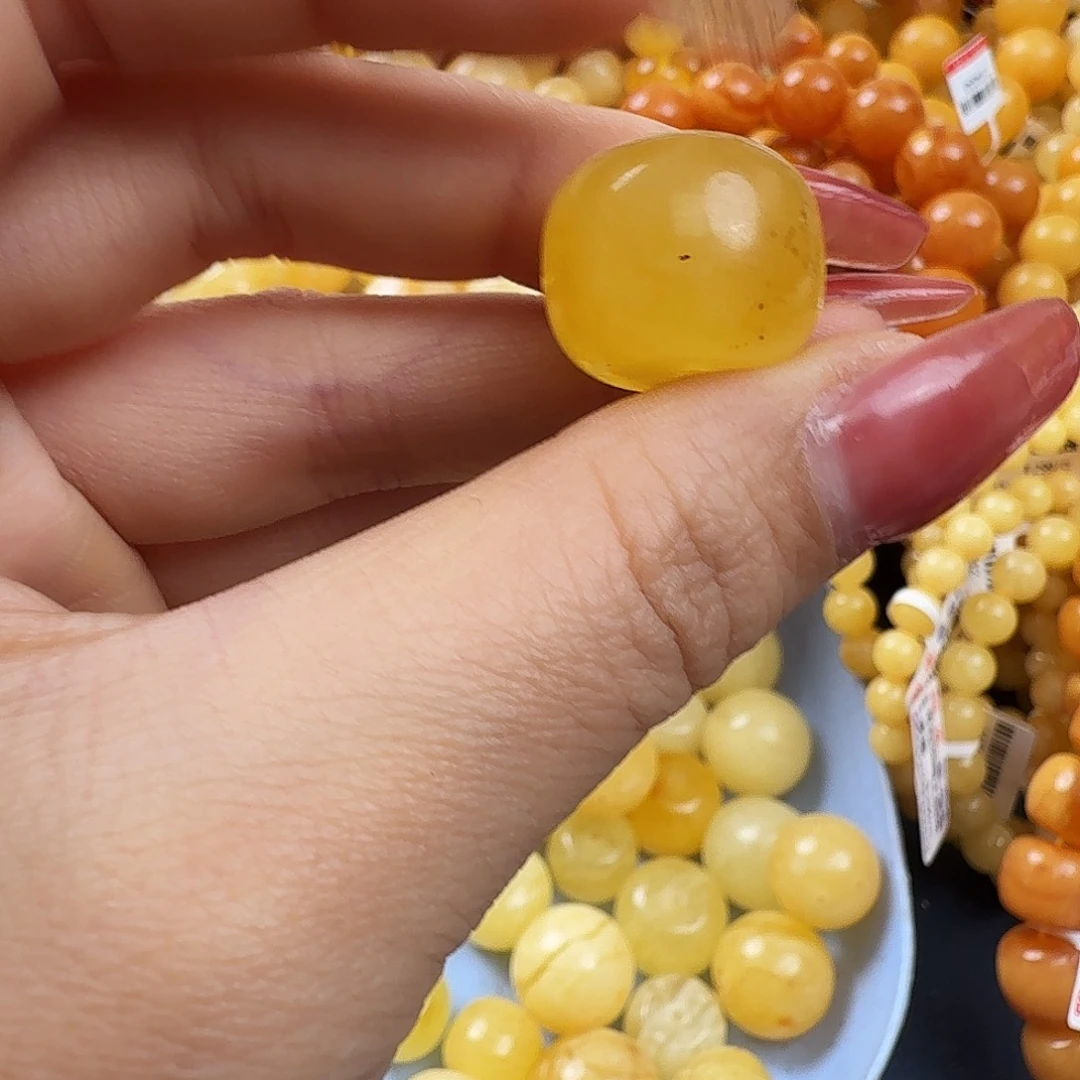 琥珀未镶嵌珠宝奇石