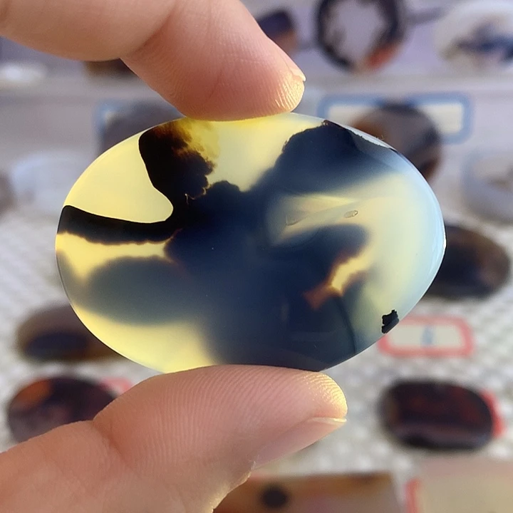 玛瑙/玉髓合金颈饰