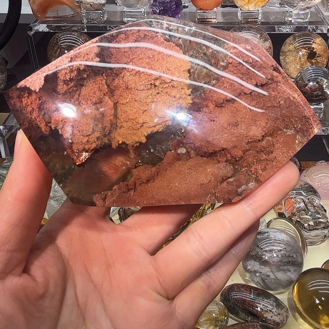 未镶嵌珠宝半成品水晶巴西红幽灵原石摆件