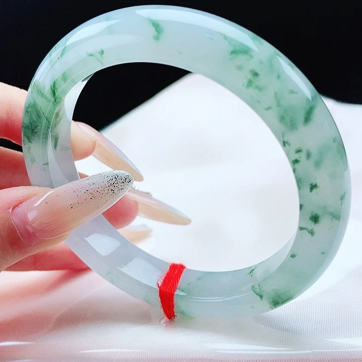 翡翠未镶嵌手镯53圈