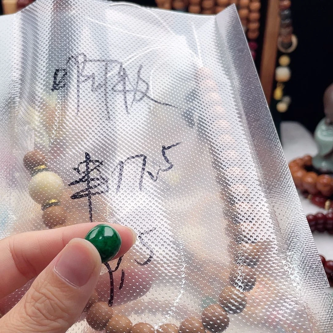 啊****吊坠猴头核桃手串