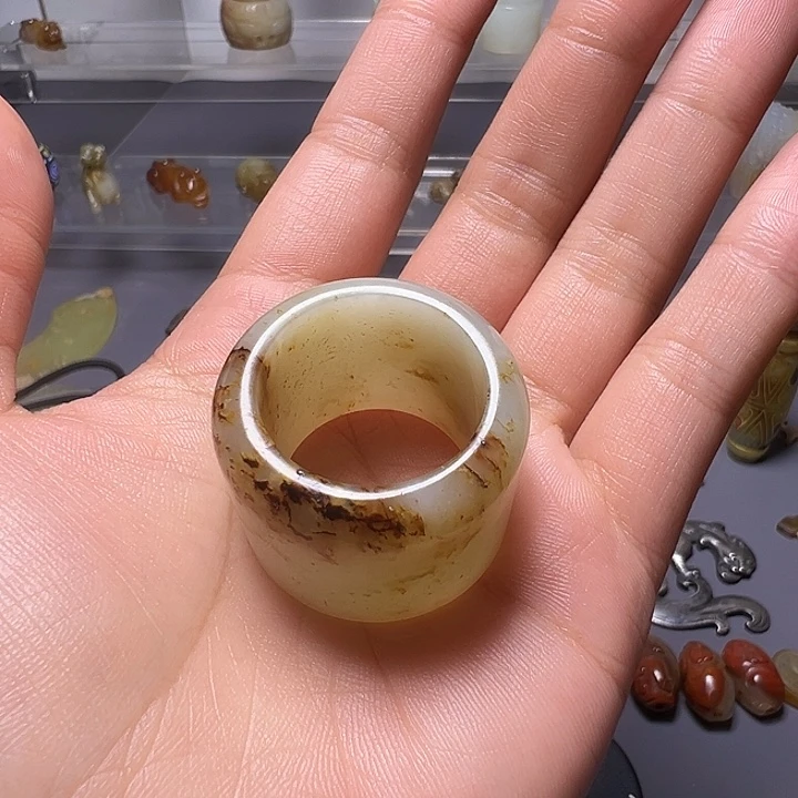 混***元小戒指………………………………