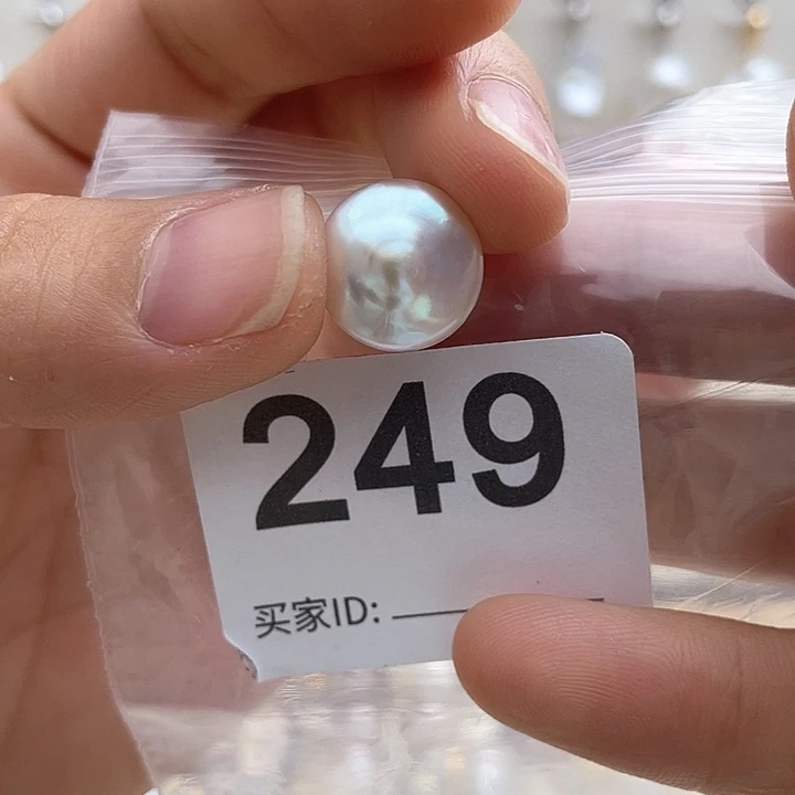未镶嵌天然珍珠。  漏 漏 漏淡水珍珠