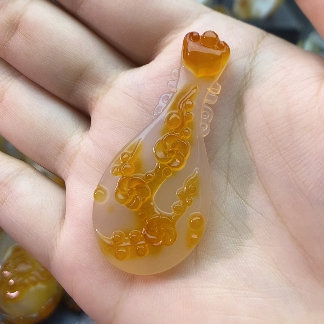未镶嵌颈饰玛瑙/玉髓