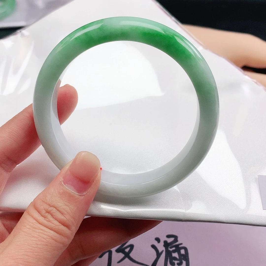 翡翠手镯未镶嵌梦**?57圈2507