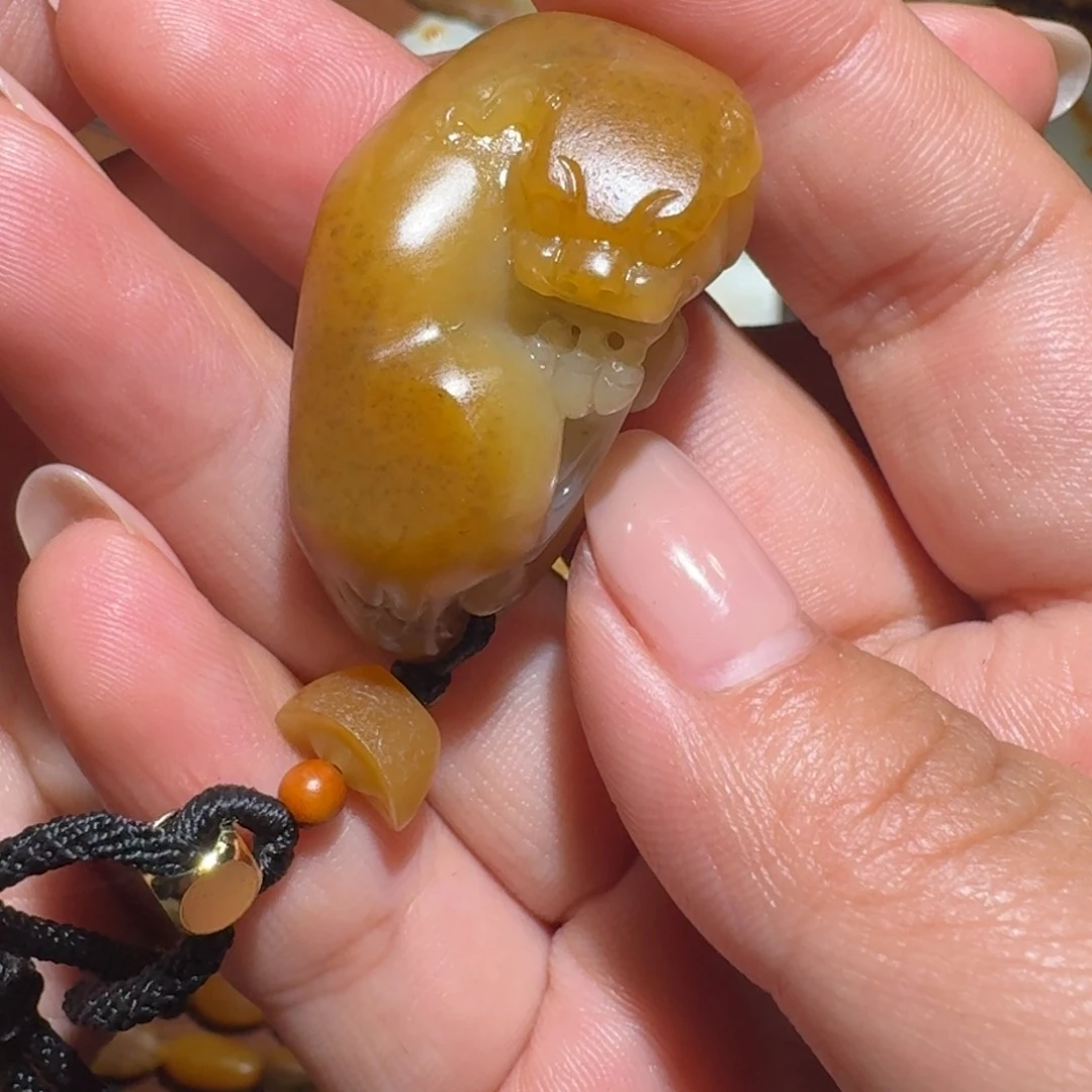 和田玉挂件未镶嵌已*置