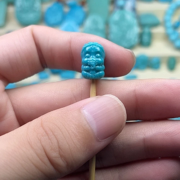 未镶嵌绿松石珠宝奇石