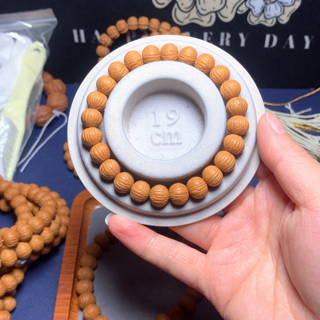 猴头核桃手串毛**，10➕精修凤羽