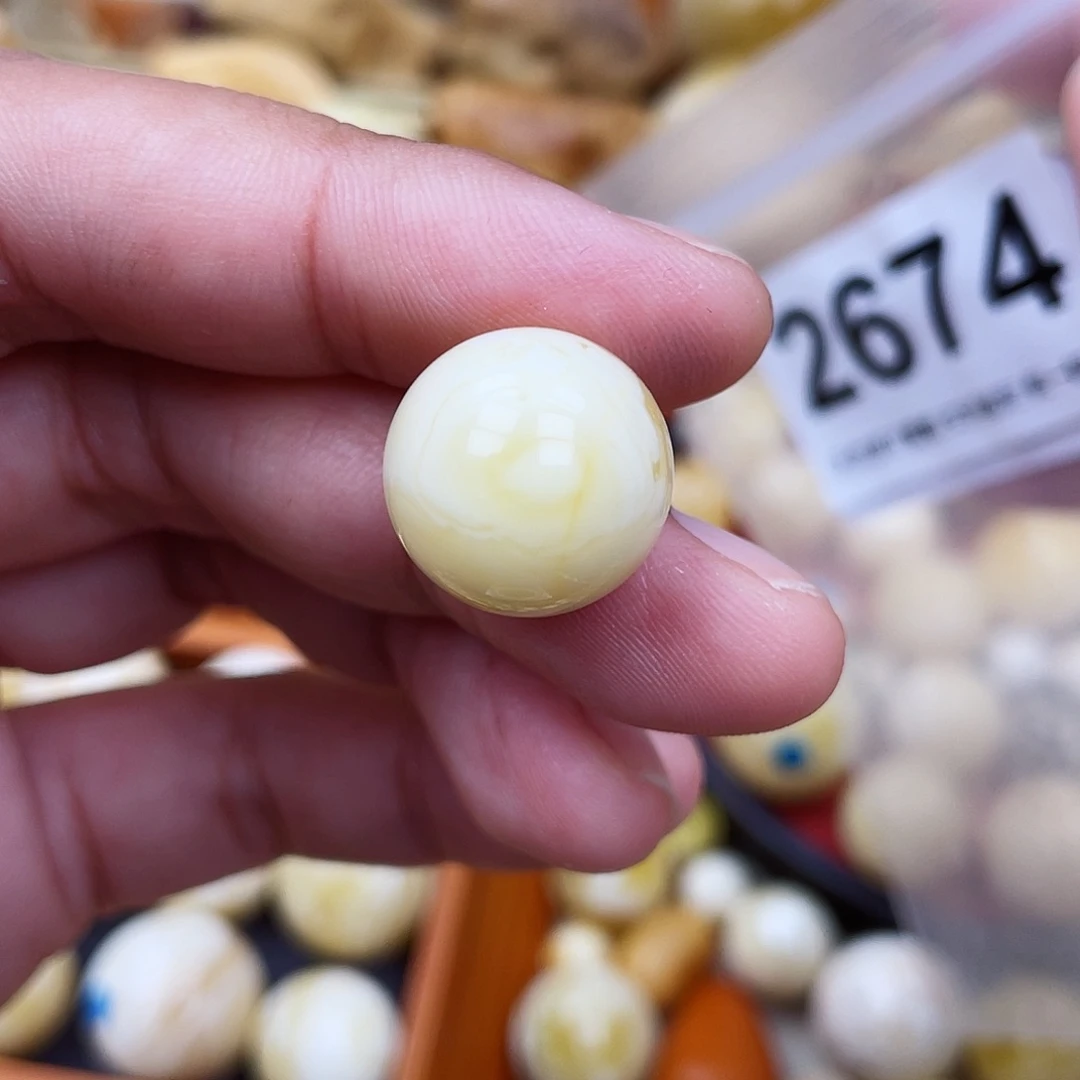 蜜蜡未镶嵌珠宝奇石粉16