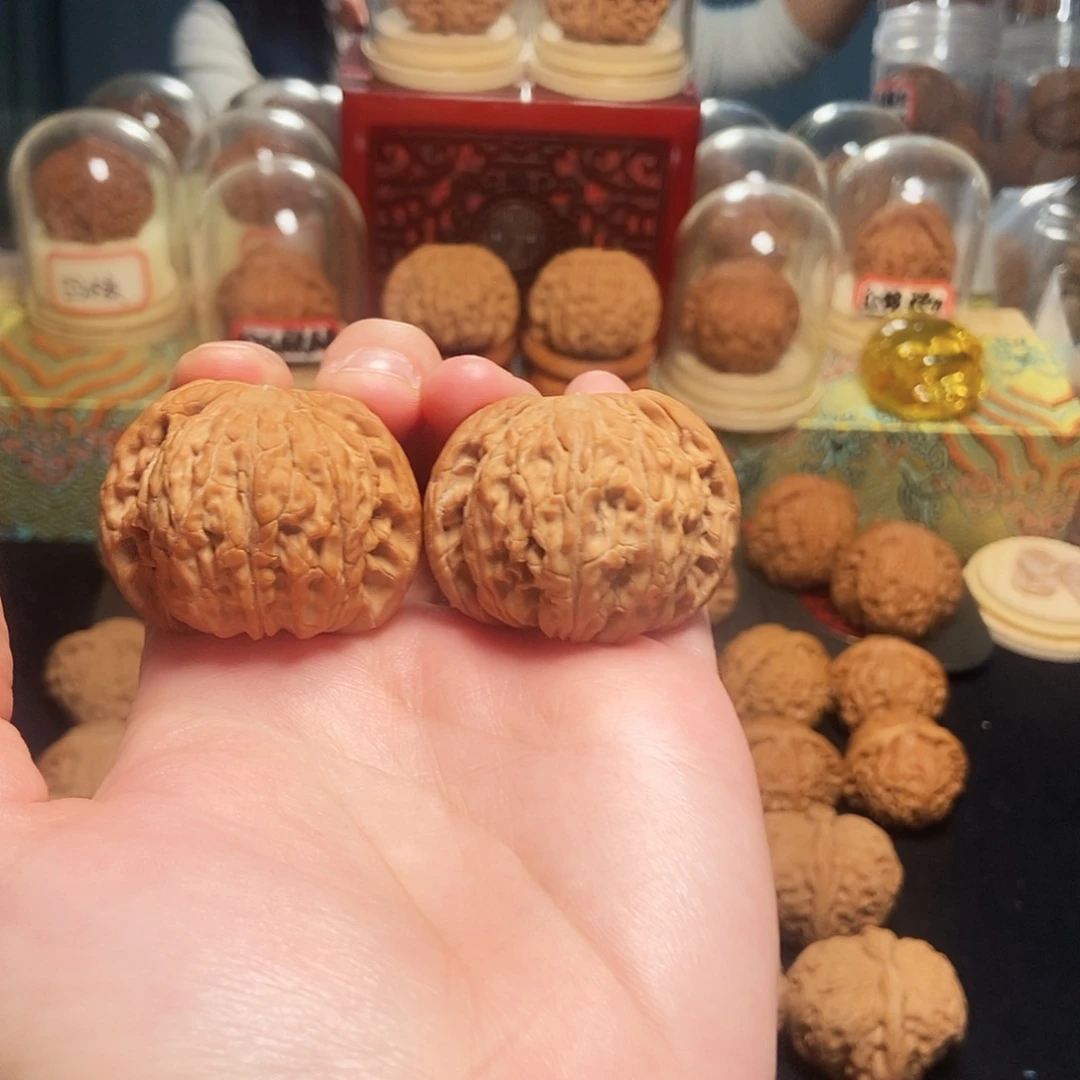 文玩核桃吊坠42正磨全品