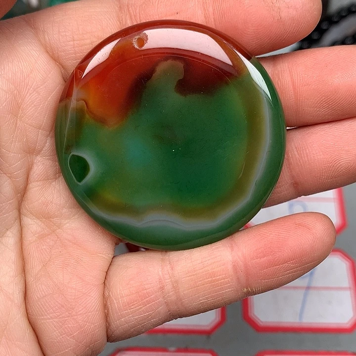 花***来玛瑙/玉髓未镶嵌颈饰