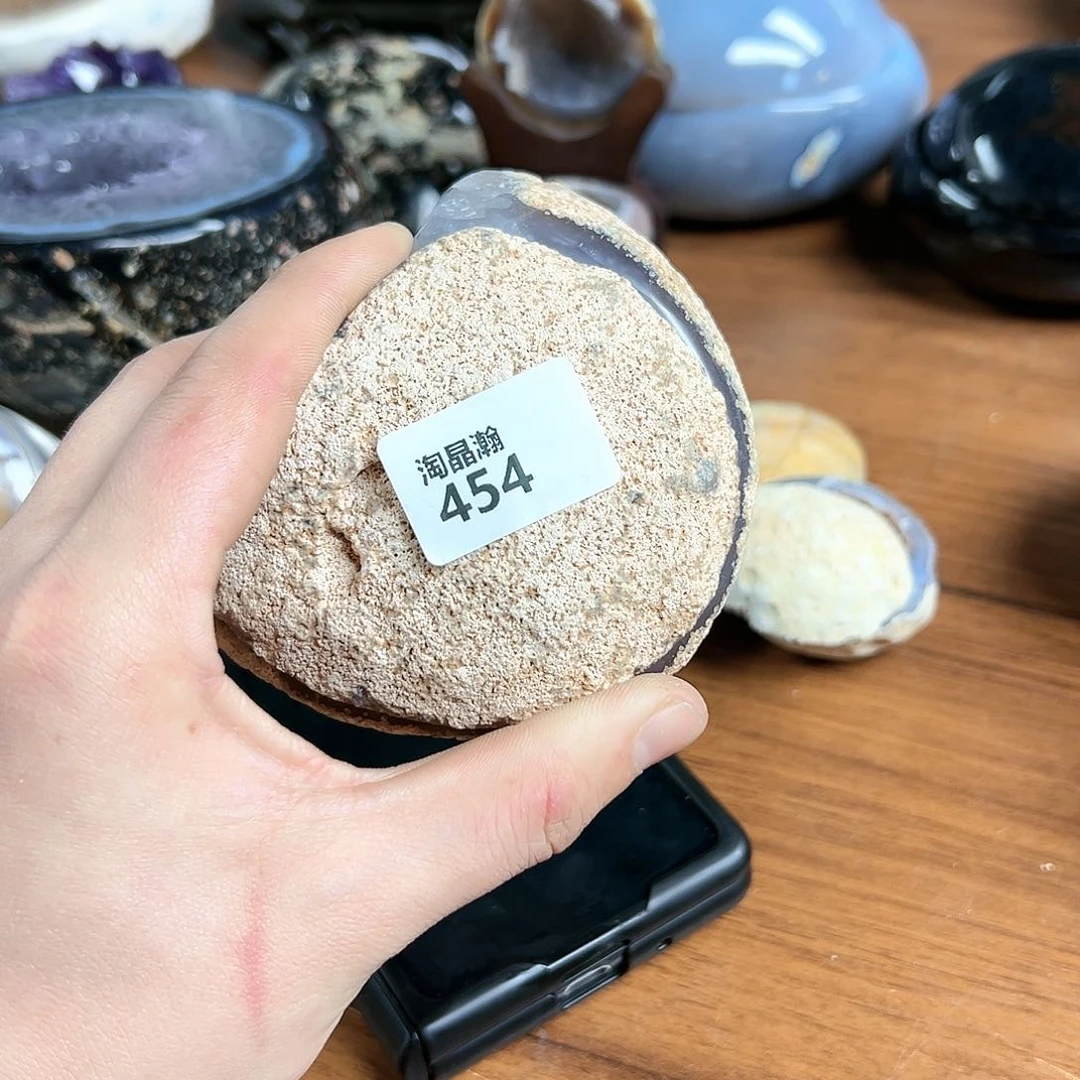 玛瑙/玉髓珠宝奇石未镶嵌东****貂