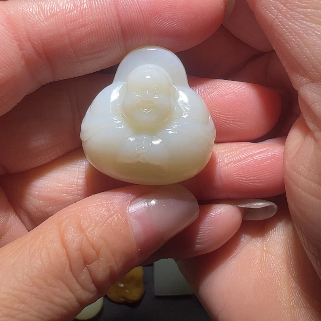 颈饰未镶嵌和田玉恭**乐