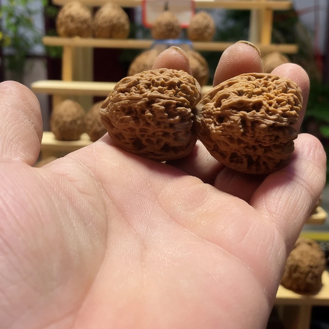 睡***。桃核吊坠文玩核桃南将石