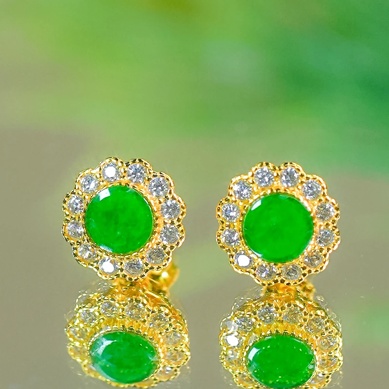 天然翡翠A货银镶嵌精致高级感满绿翡翠龙石花朵圆牌耳钉