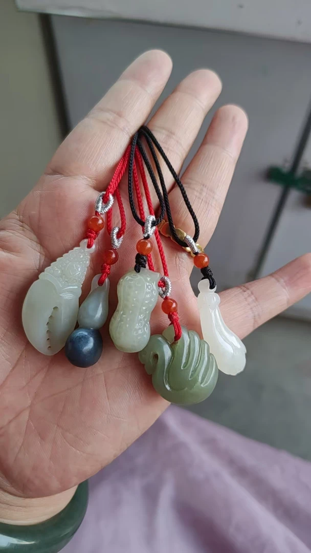 和田玉白菜百财招财转运多样性挂件