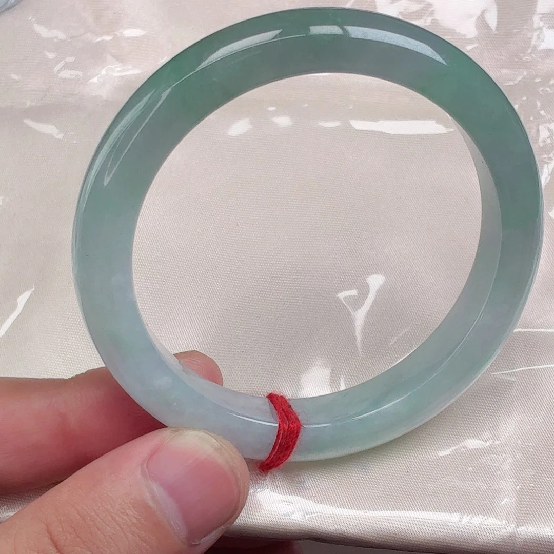 翡翠未镶嵌手镯正圈048