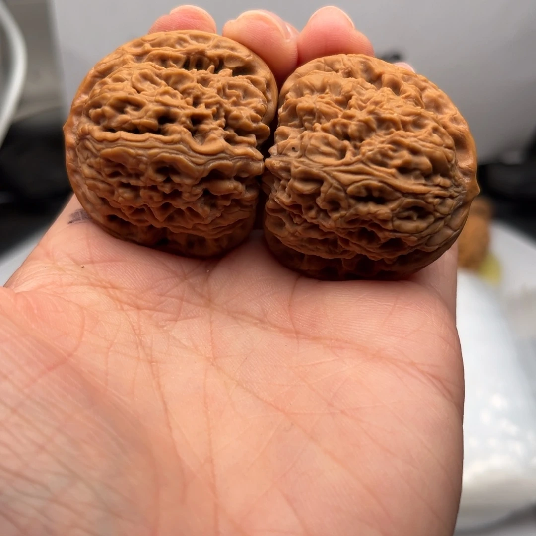 吊坠文玩核桃南疆39