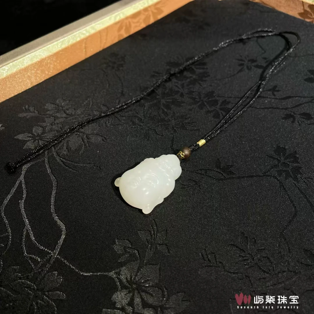 【要努力】A1195 和田玉18k金镶嵌 和田佛首18k黑绳颈饰