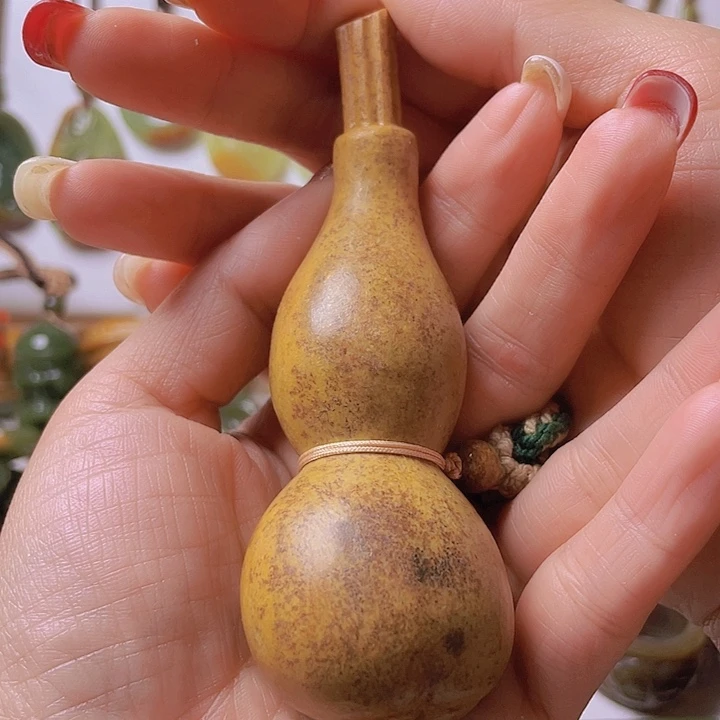 未镶嵌岫岩河磨玉（透闪石质玉）把件汇*閣