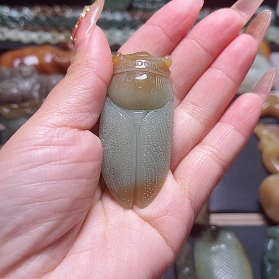 【闪购商品】和田玉吊坠(不含链)未镶嵌美***?