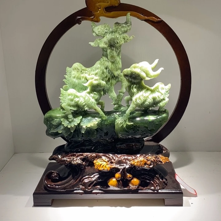 未镶嵌蛇纹石玉（覆膜）珠宝奇石