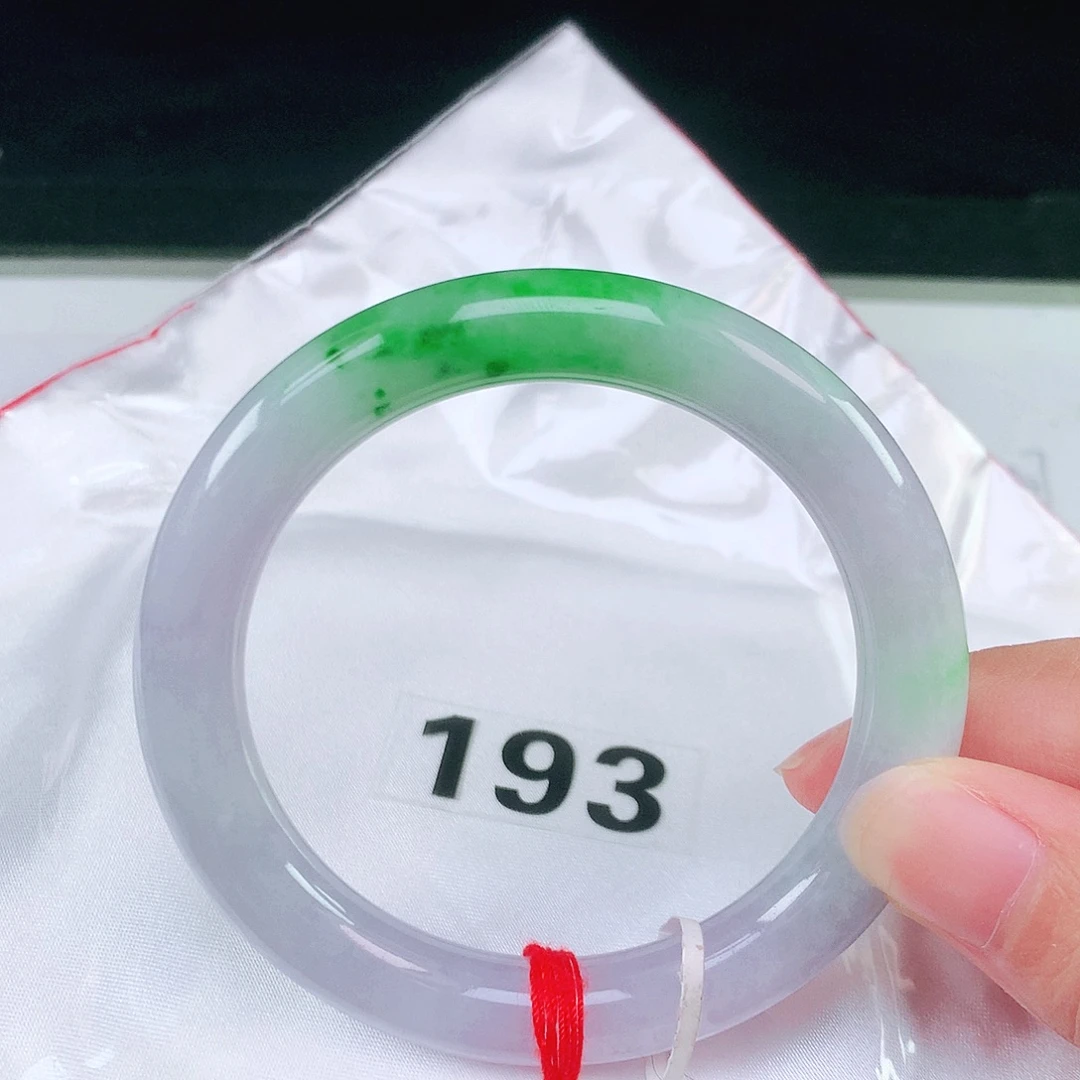 未镶嵌手镯（圆镯）翡翠55.5