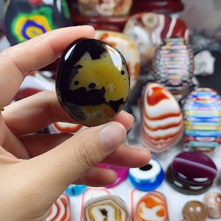 玛瑙/玉髓未镶嵌耳饰