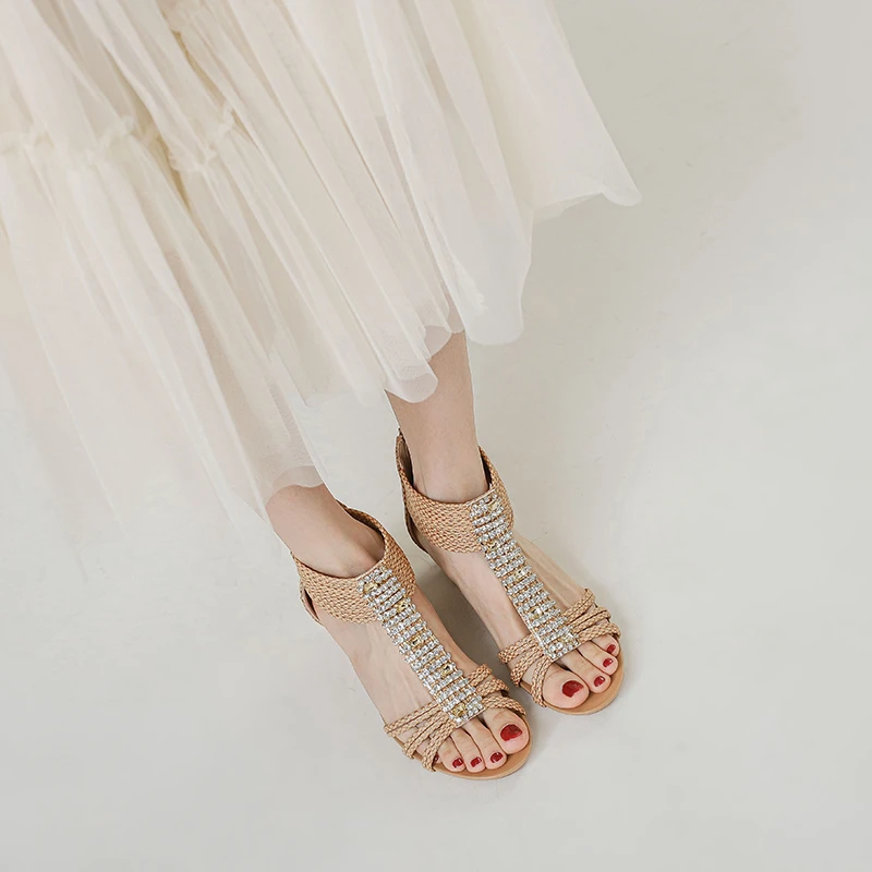 新款洋气民族风编织T带水钻坡跟露趾厚底休闲舒适仙女风夏季凉鞋