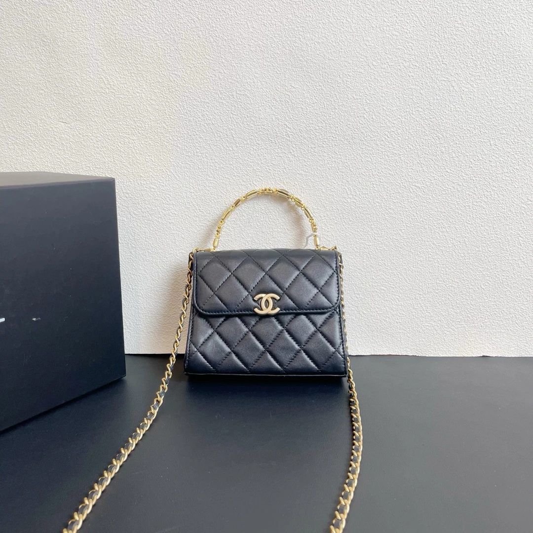 95新 Chanel/香奈儿 98新 奢总管/珐琅kelly包/芯片
