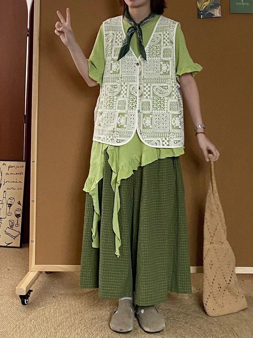 夏季绿色清新不规则打底＋绿色格纹裙裤