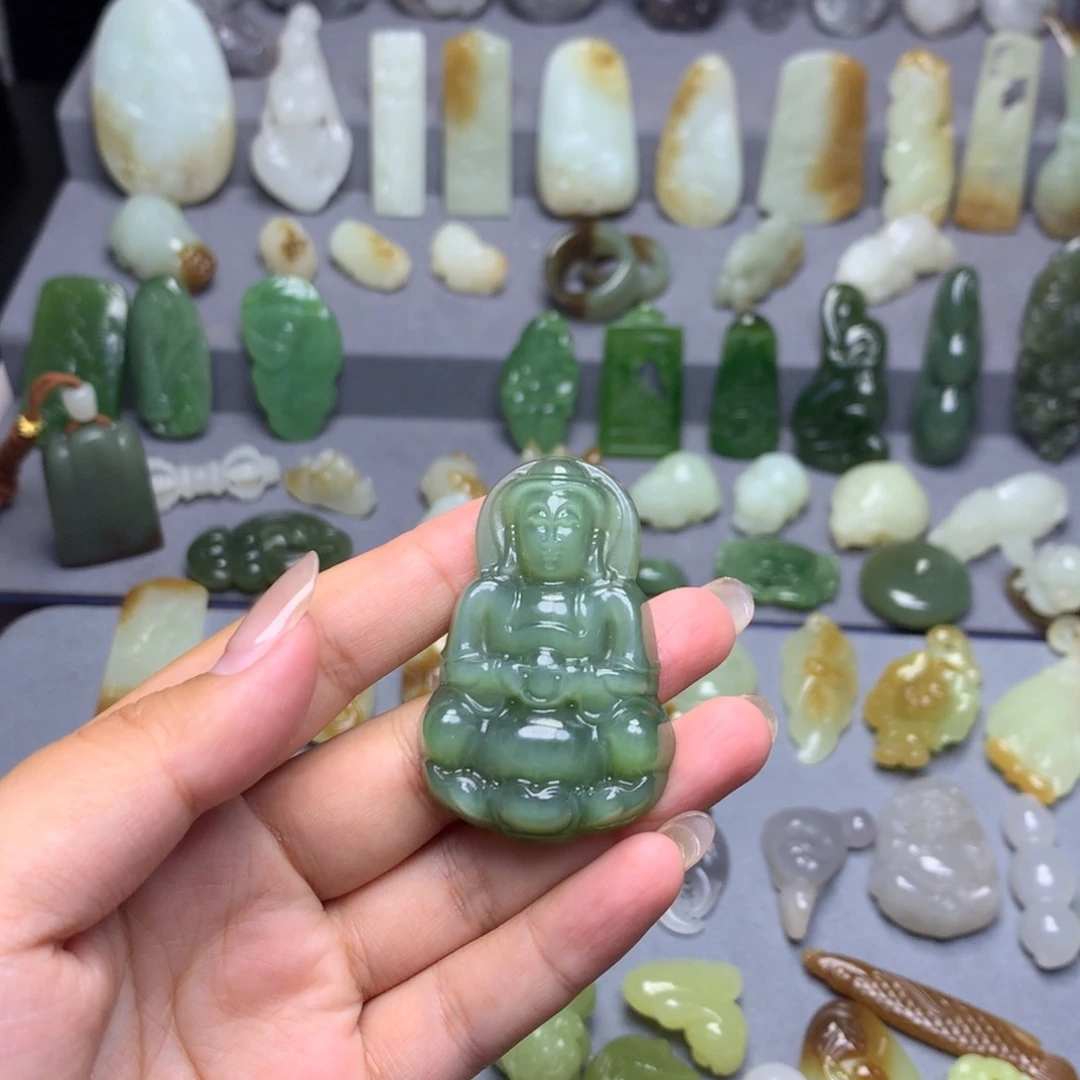 木***哒和田玉未镶嵌挂件